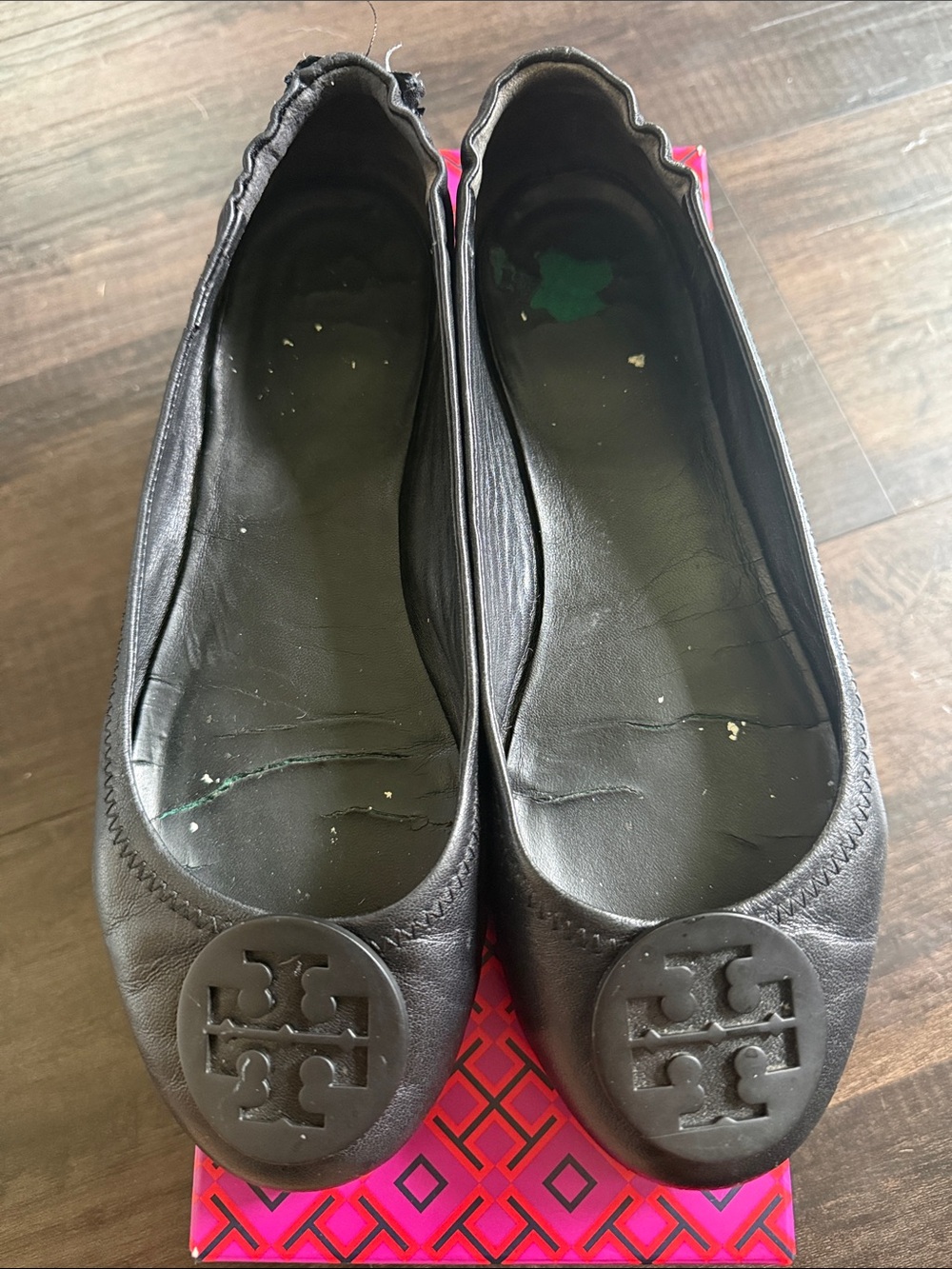 Tory Burch Black Leather Logo Round-Toe Ballet Flats